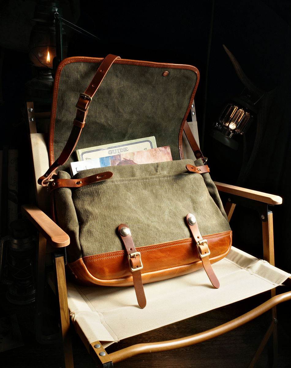 Vintage Commuter Crossbody Bag