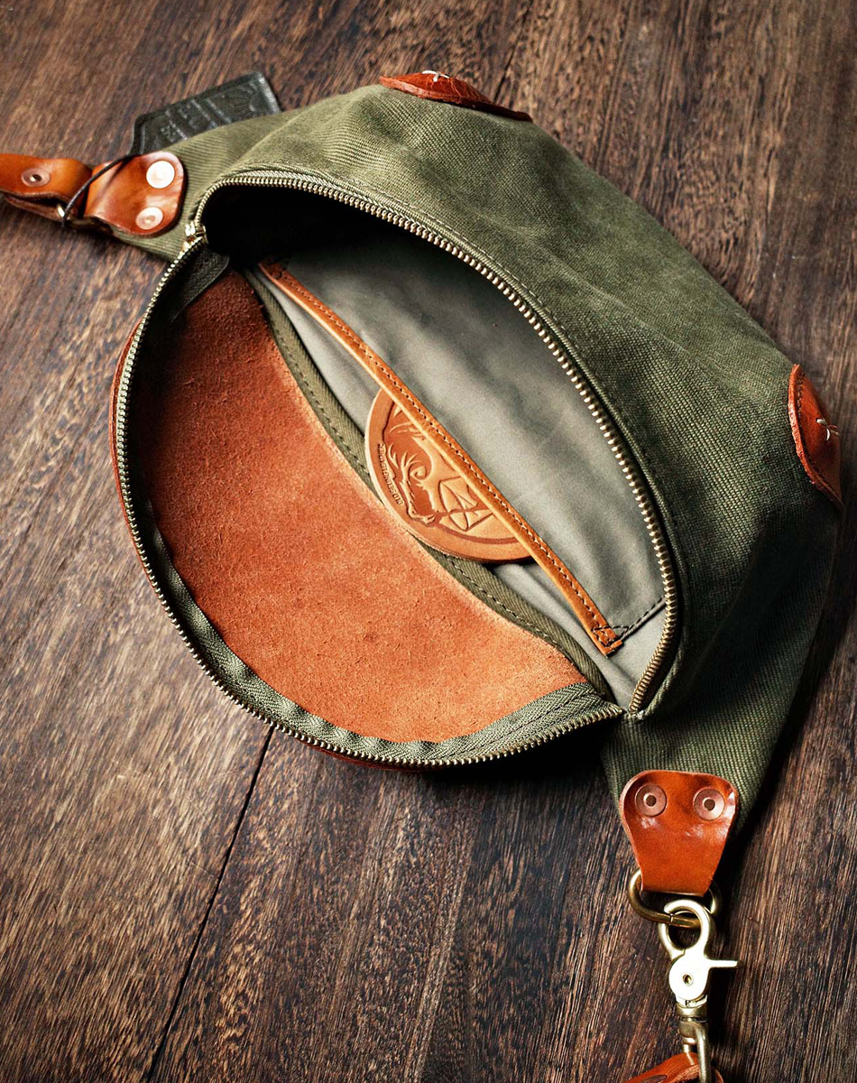 Crossbody Waist Bag for Commuting